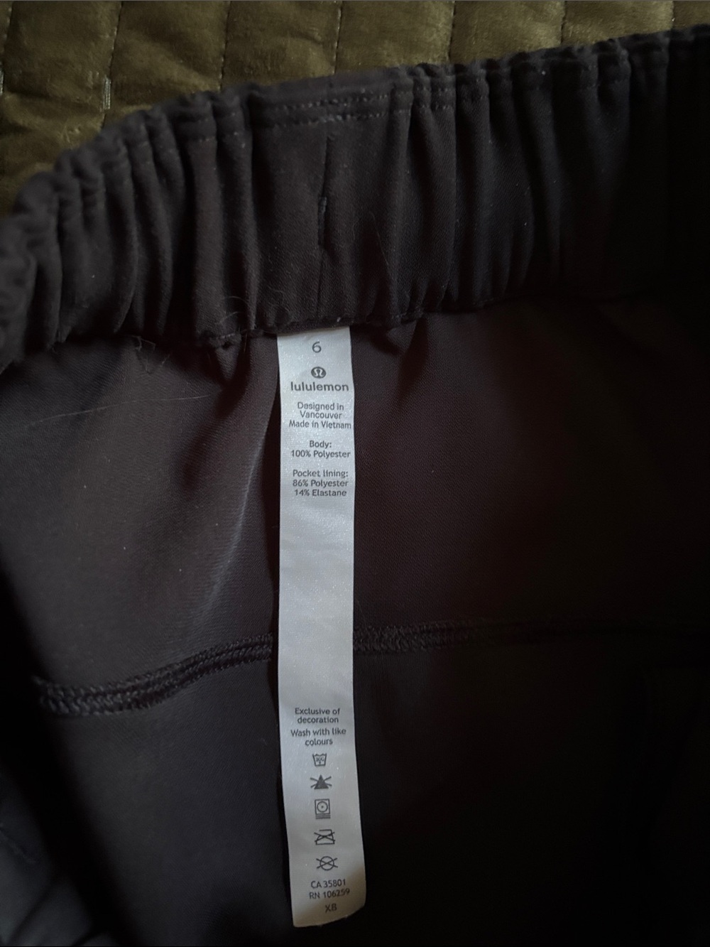 Lululemon - Picture 2 of 3